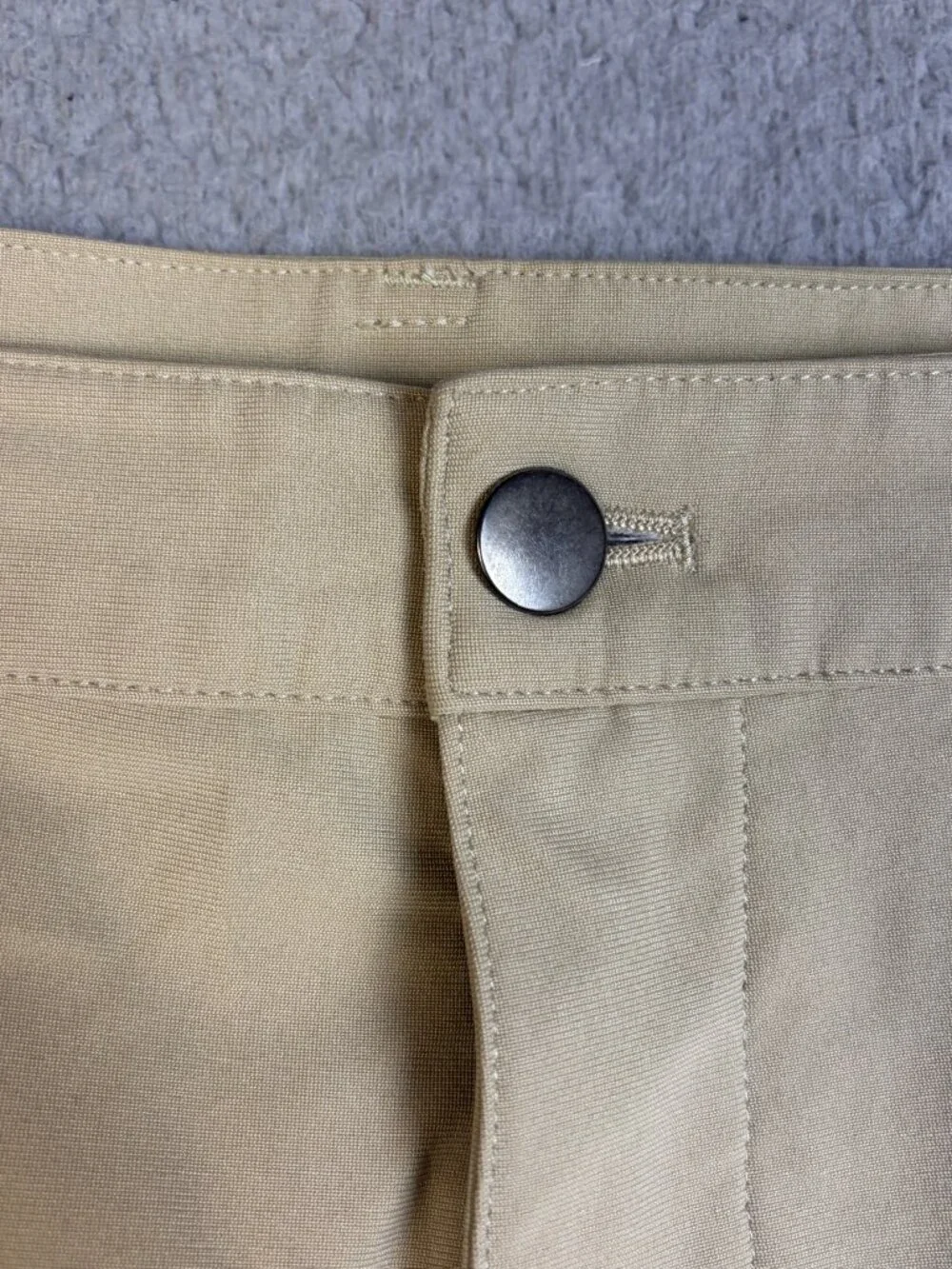 Lululemon Commission Pants Mens 44x33 Beige Performance Chino Stretch Pockets